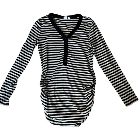 GAP Maternity Long Sleeve Henley Top Black & White Striped Size Medium M - Picture 1 of 6